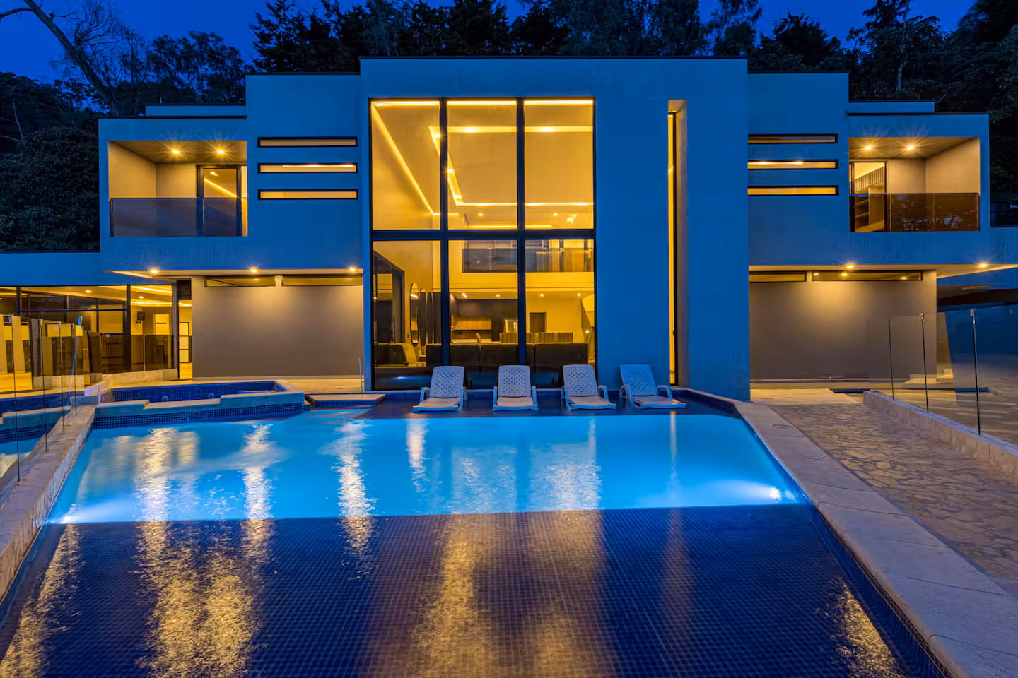 63ec69e2-dbfa-4a06-a643-75c1da6f5da8