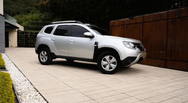 Luxury Mid-Size SUV Round Trip Transfer Medellín – Private 1–4 Passenger Service - Image 4