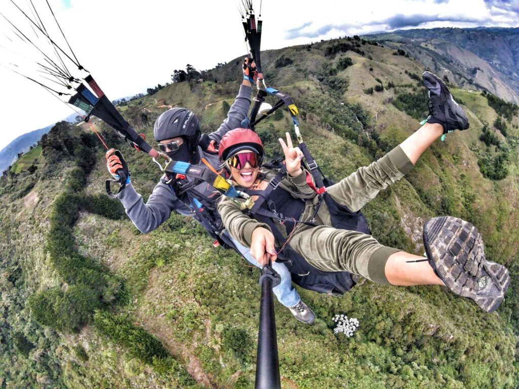 Paragliding in Medellin