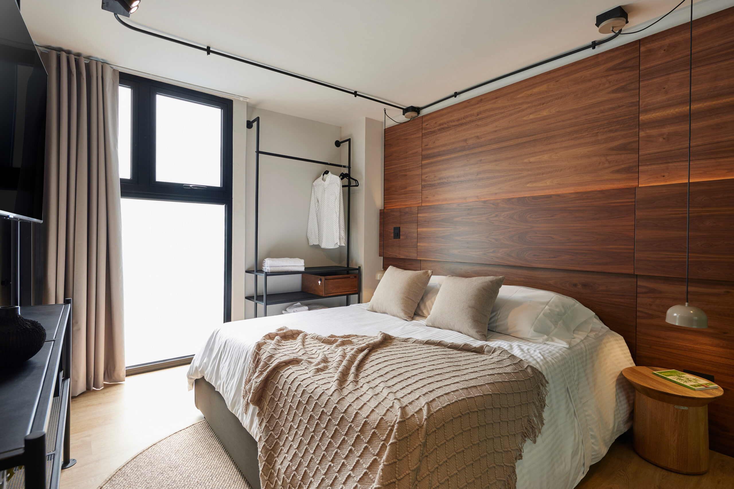 PAZ 301 - Tropic (3)