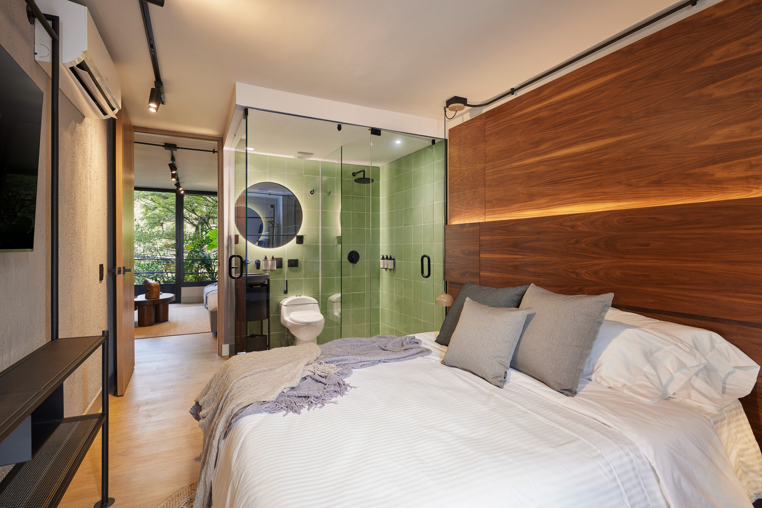 PAZ 301 - Tropic (7)