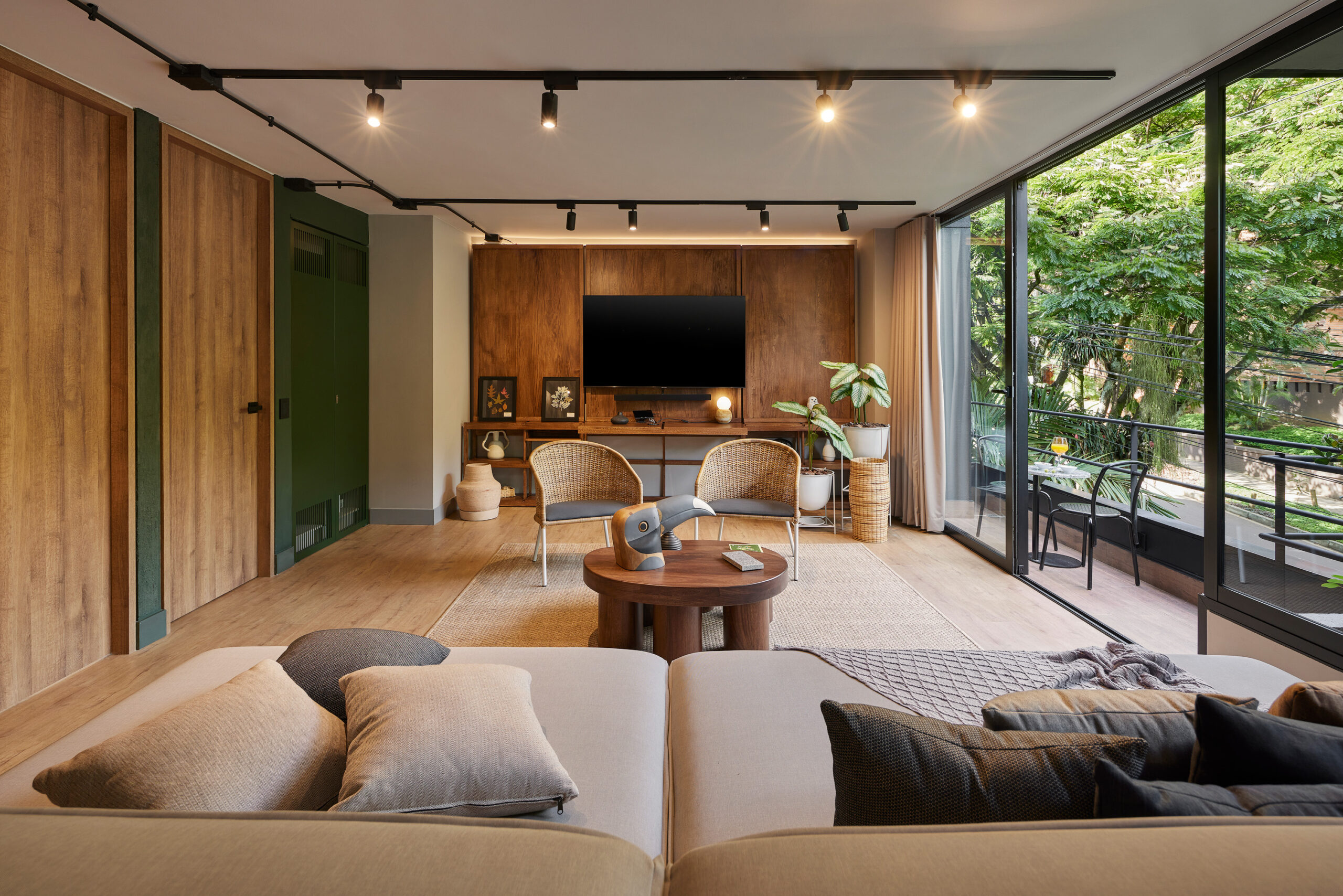 PAZ 301 - Tropic (9)