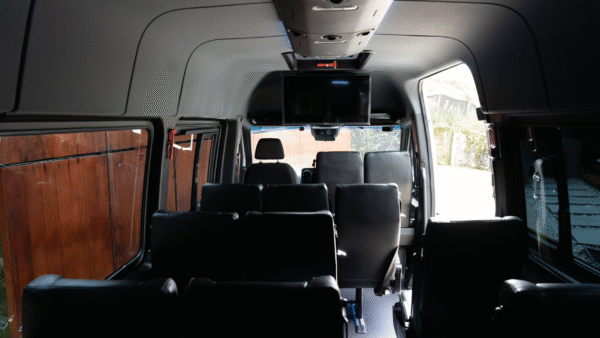 Private Van Round Trip Transfer Medellín – 7–18 Passengers - Image 6
