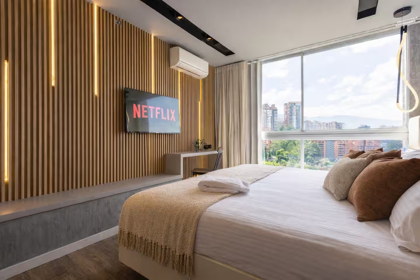 SkylineSerenity (36)