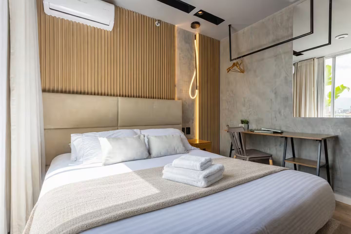 SkylineSerenity (41)