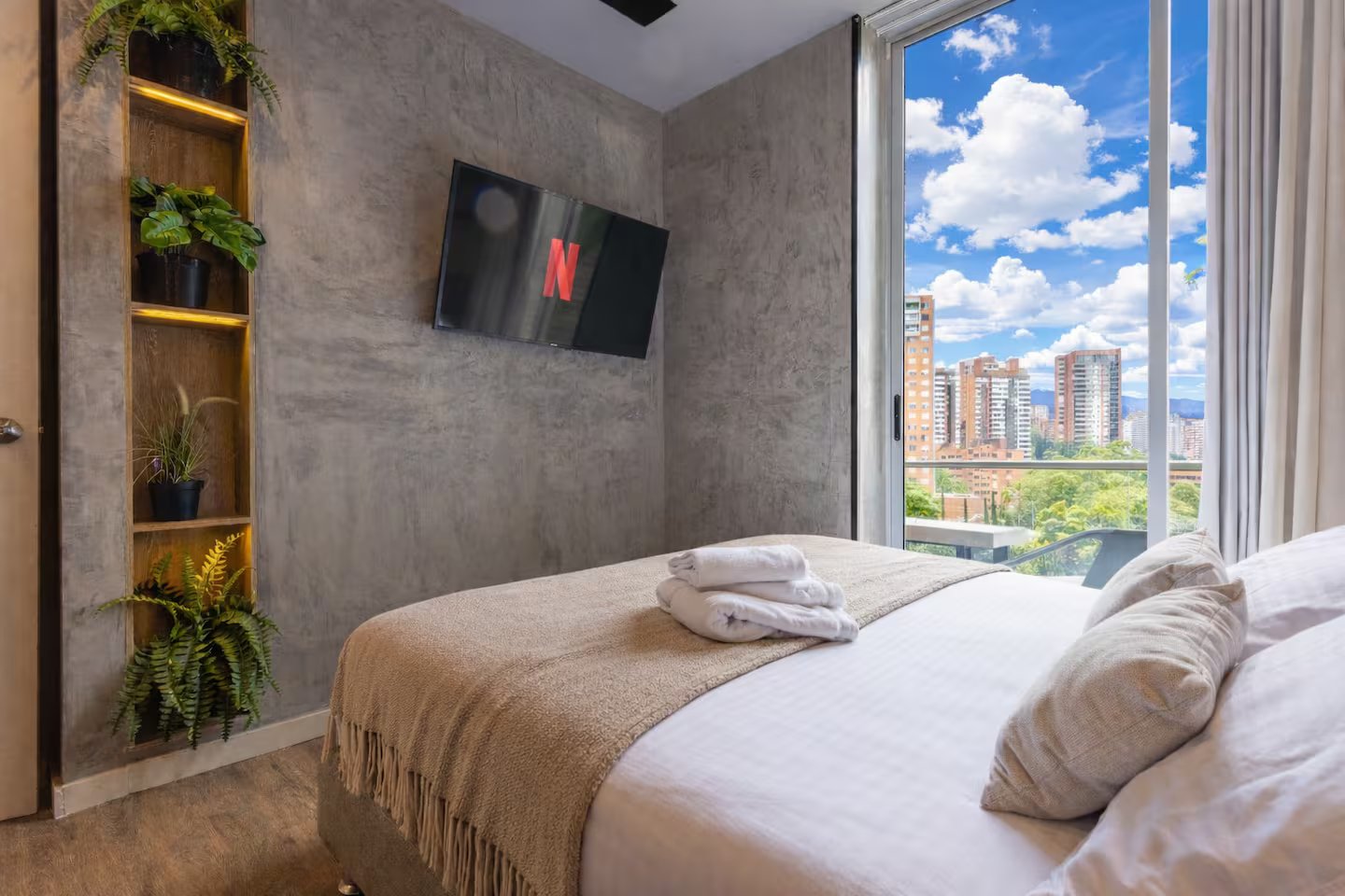 SkylineSerenity (42)