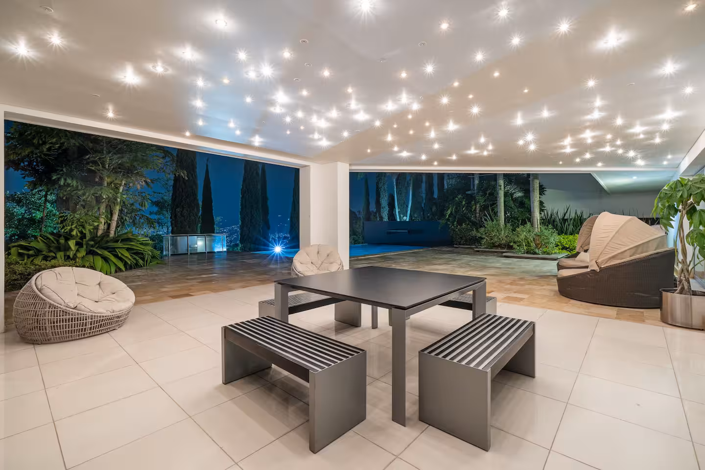 Sunset Mansion (11)