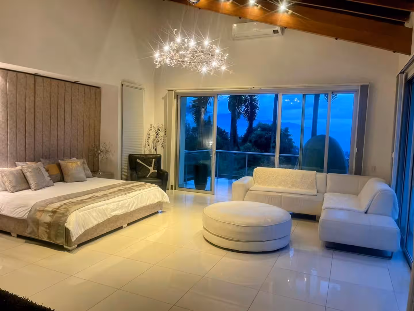 Sunset Mansion (36)