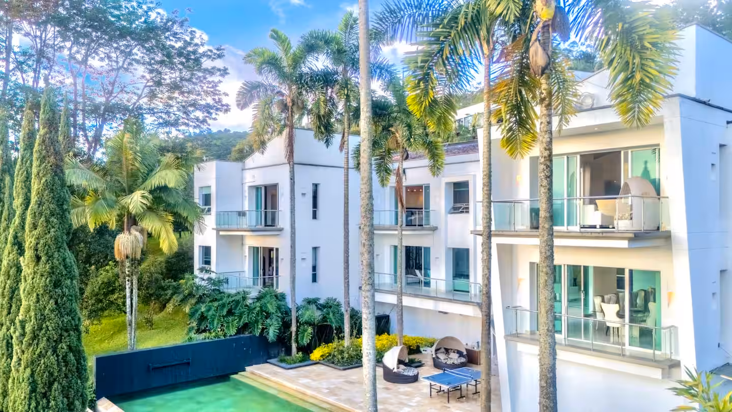 Sunset Mansion (55)