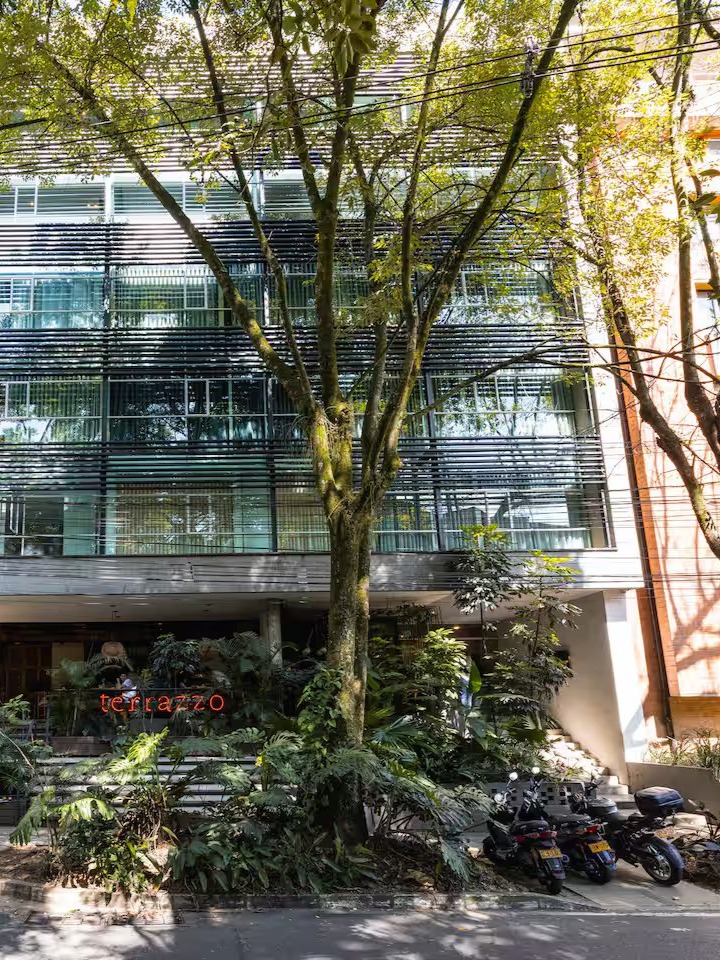 baaf5276-07ef-4ede-b007-7ca2ead7498b