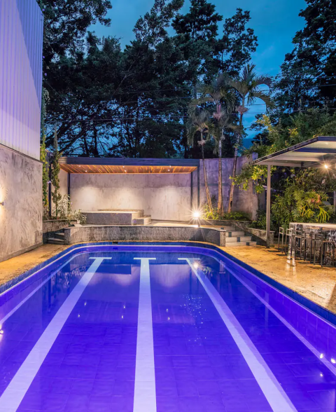 7b52e639-43b3-429b-8d82-9e8855bc455b