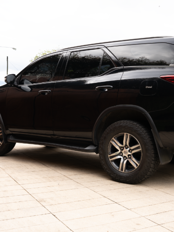 FORTUNER 4