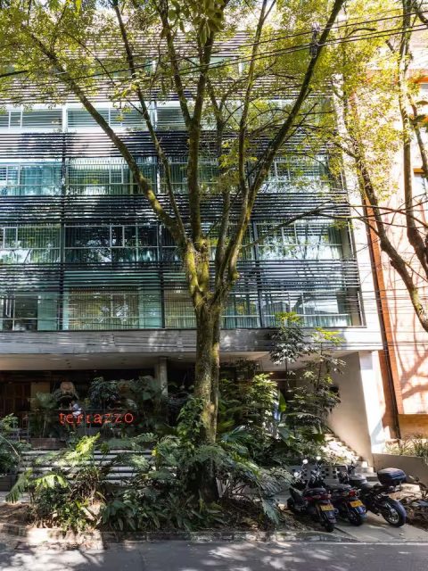 baaf5276-07ef-4ede-b007-7ca2ead7498b