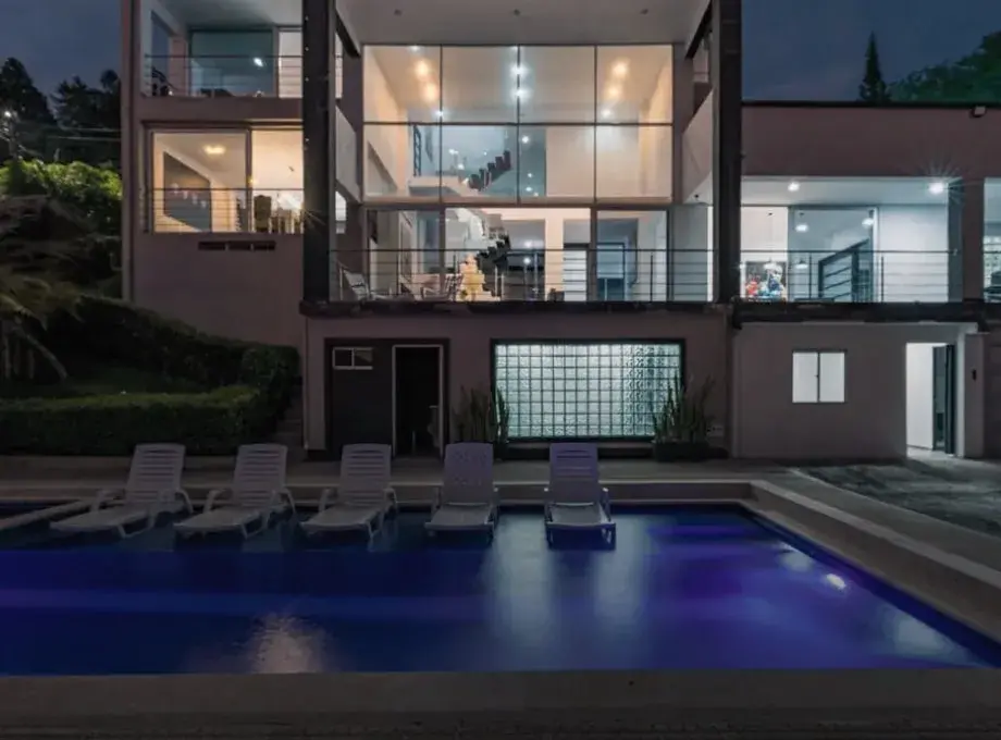 Luxury vacation house medellin